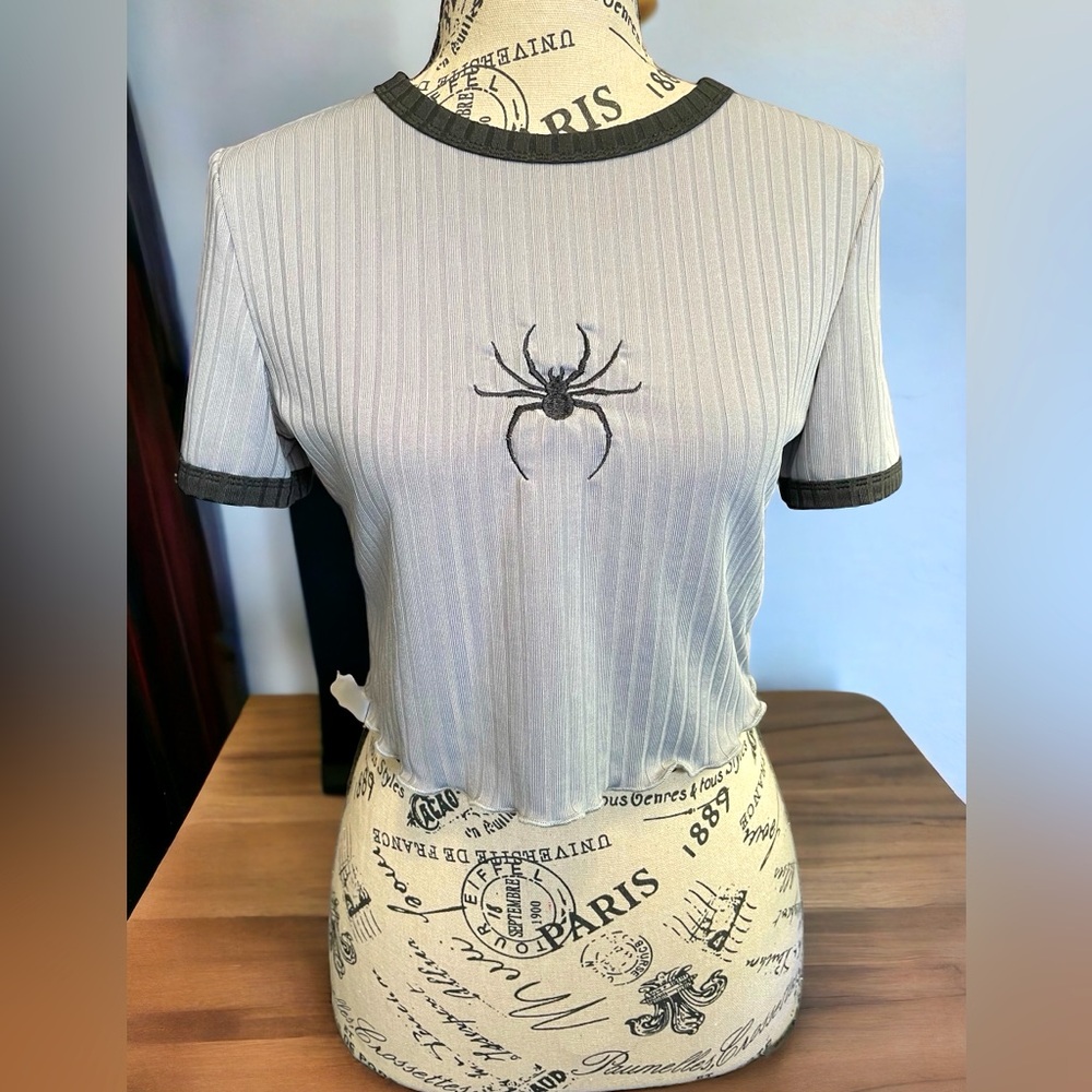 🔥 Spider cropped top 🔥